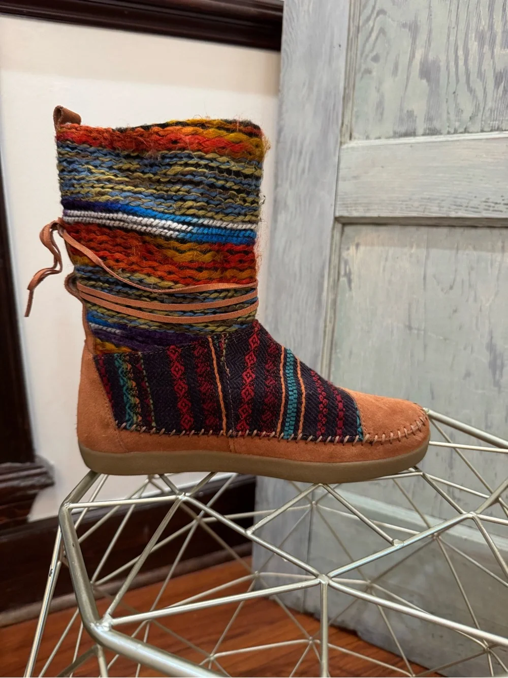 TOMS Brown Suede Nepal Boots 8.5 Colorful boho western native